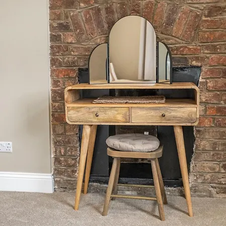 Apartment Stylish Sleeps 6 Newcastle upon Tyne