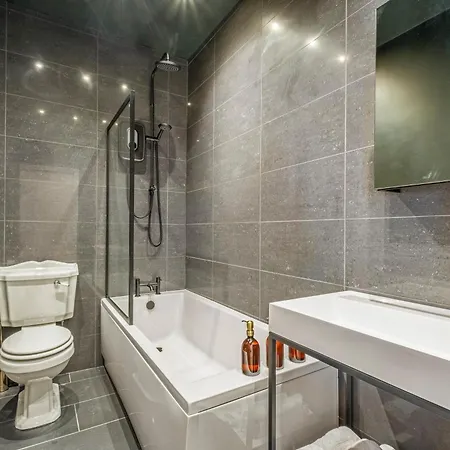 Stylish Sleeps 6 * Newcastle upon Tyne