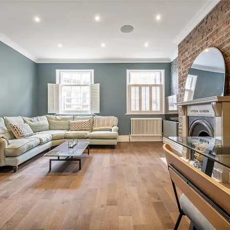Stylish Sleeps 6 Apartment Newcastle upon Tyne